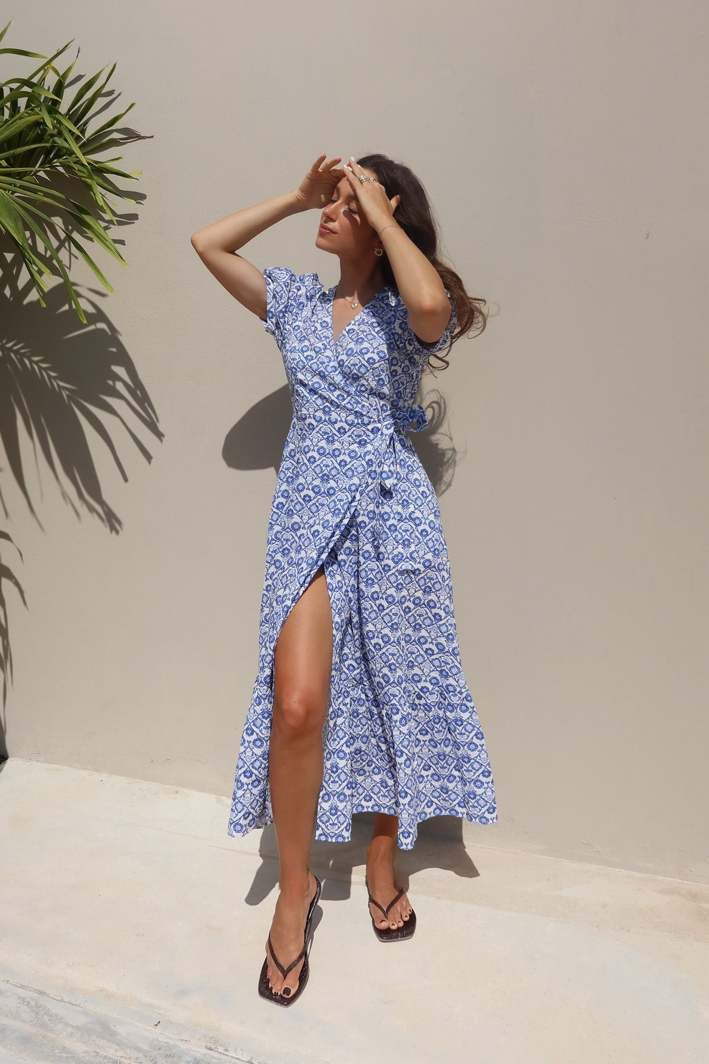 Vestido azul con estampado floral Cecile