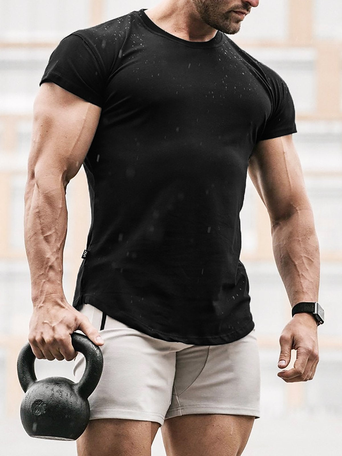 Camiseta sin mangas con corte de manga corta