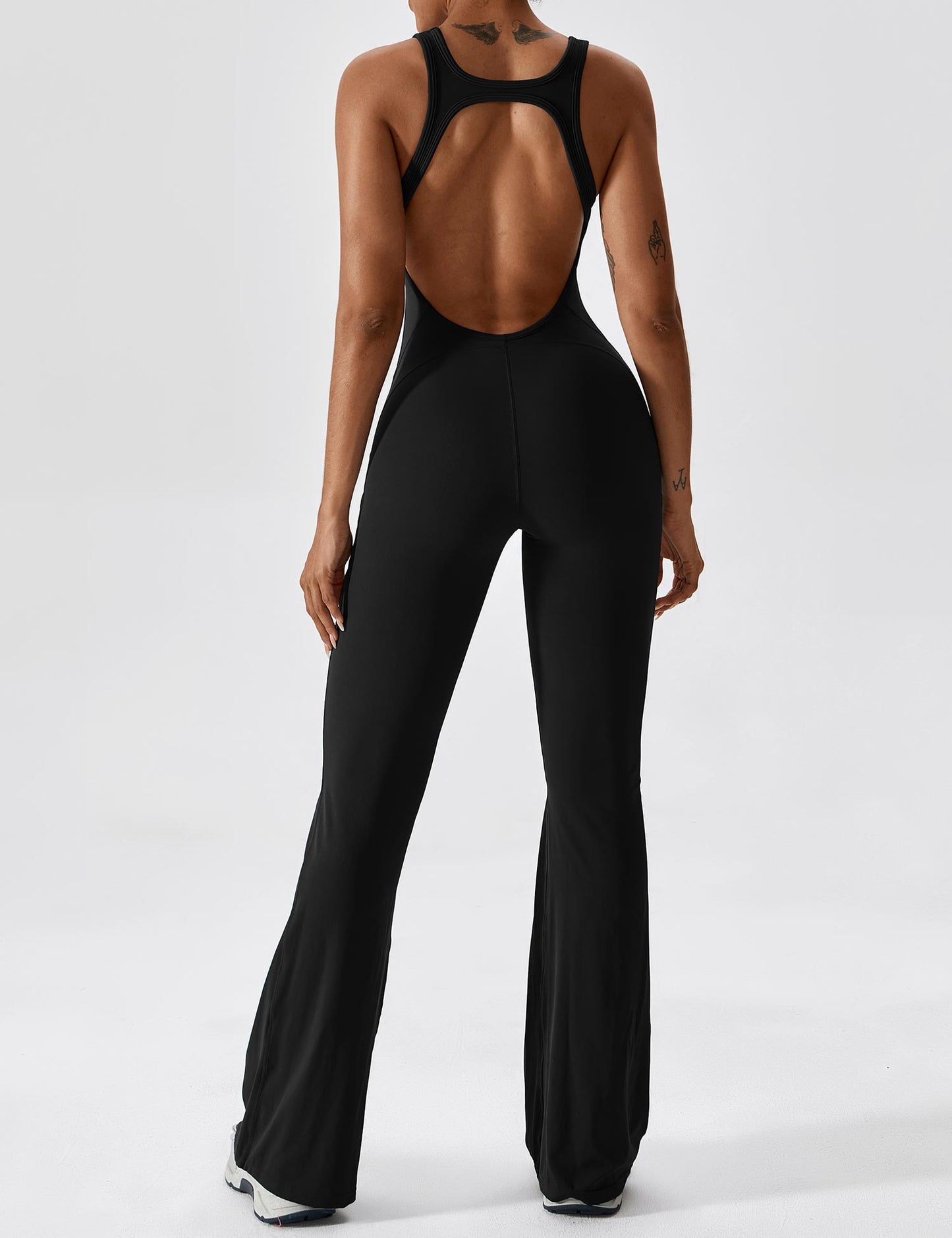 Yeoreo Rückenfrei Flared Jumpsuit
