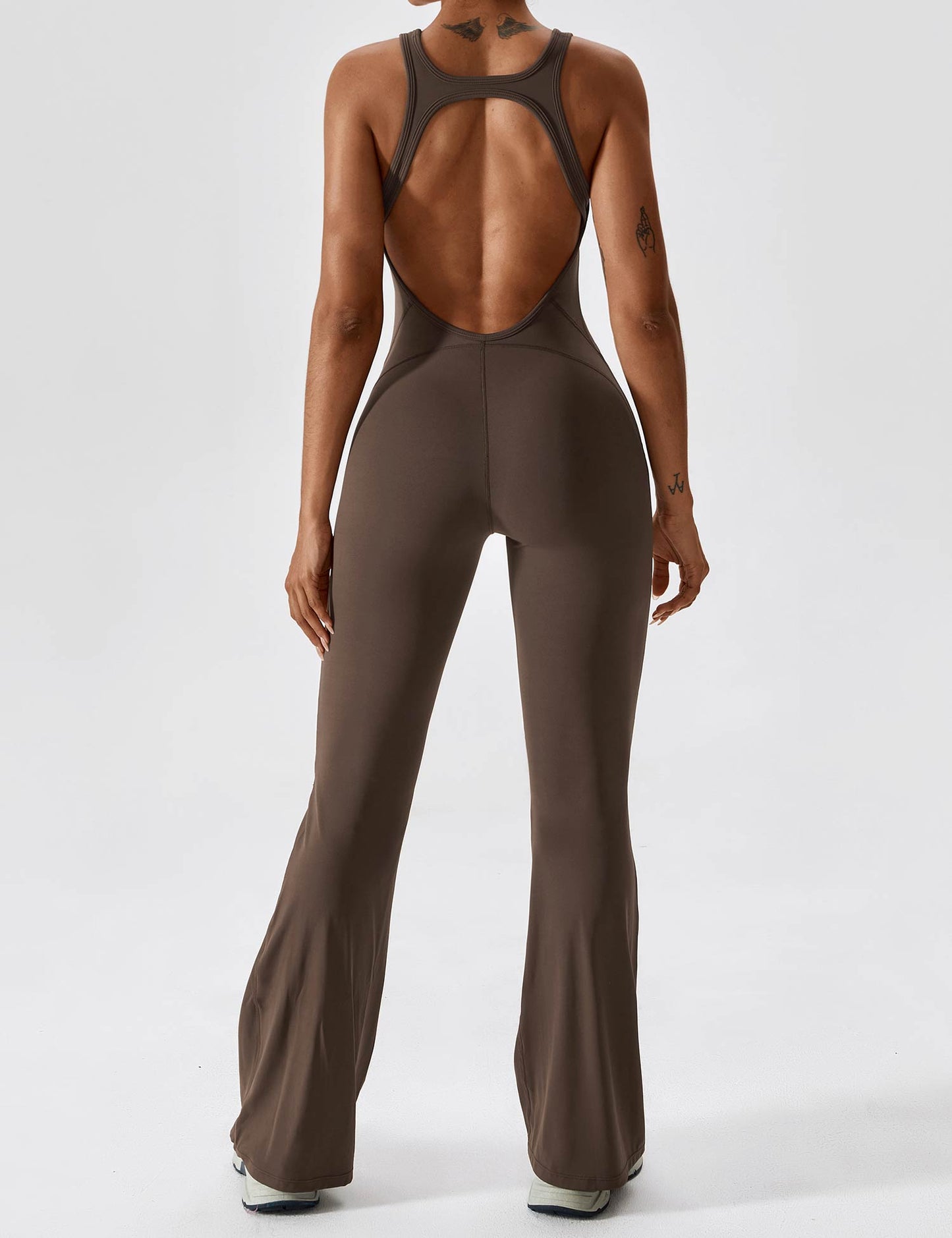 Yeoreo Rückenfrei Flared Jumpsuit