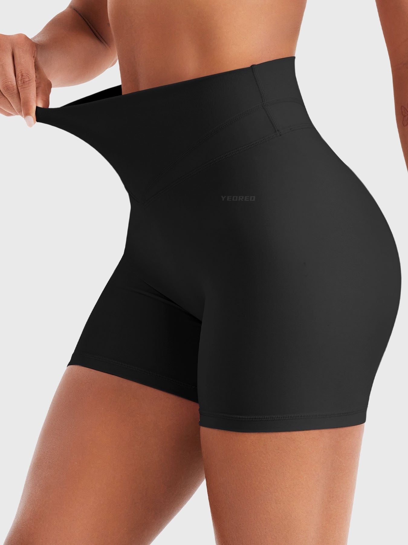 Yeoreo Almiy Shorts