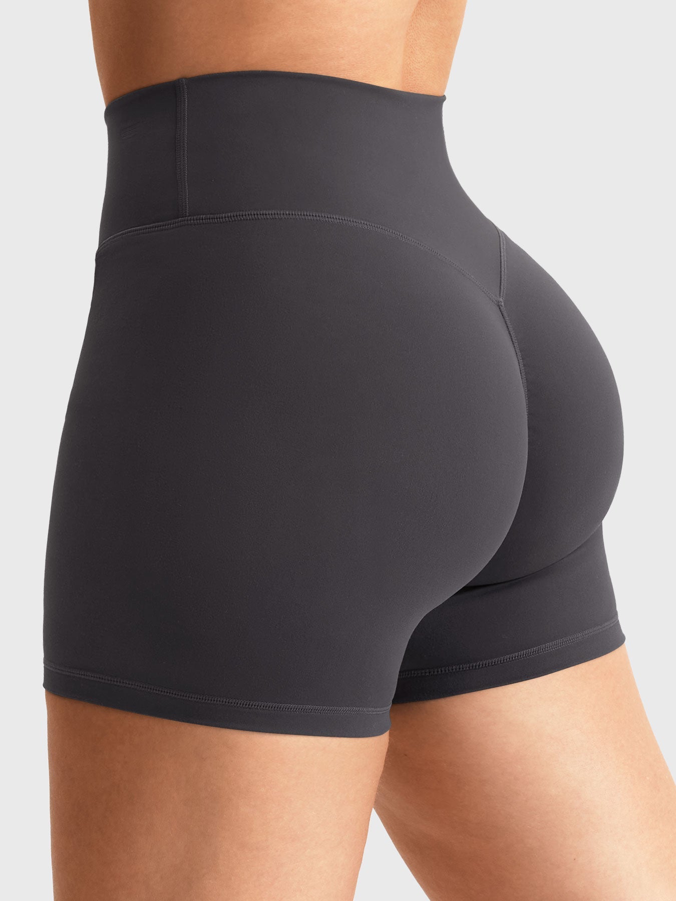 Yeoreo Craze 4.5" Scrunch Shorts