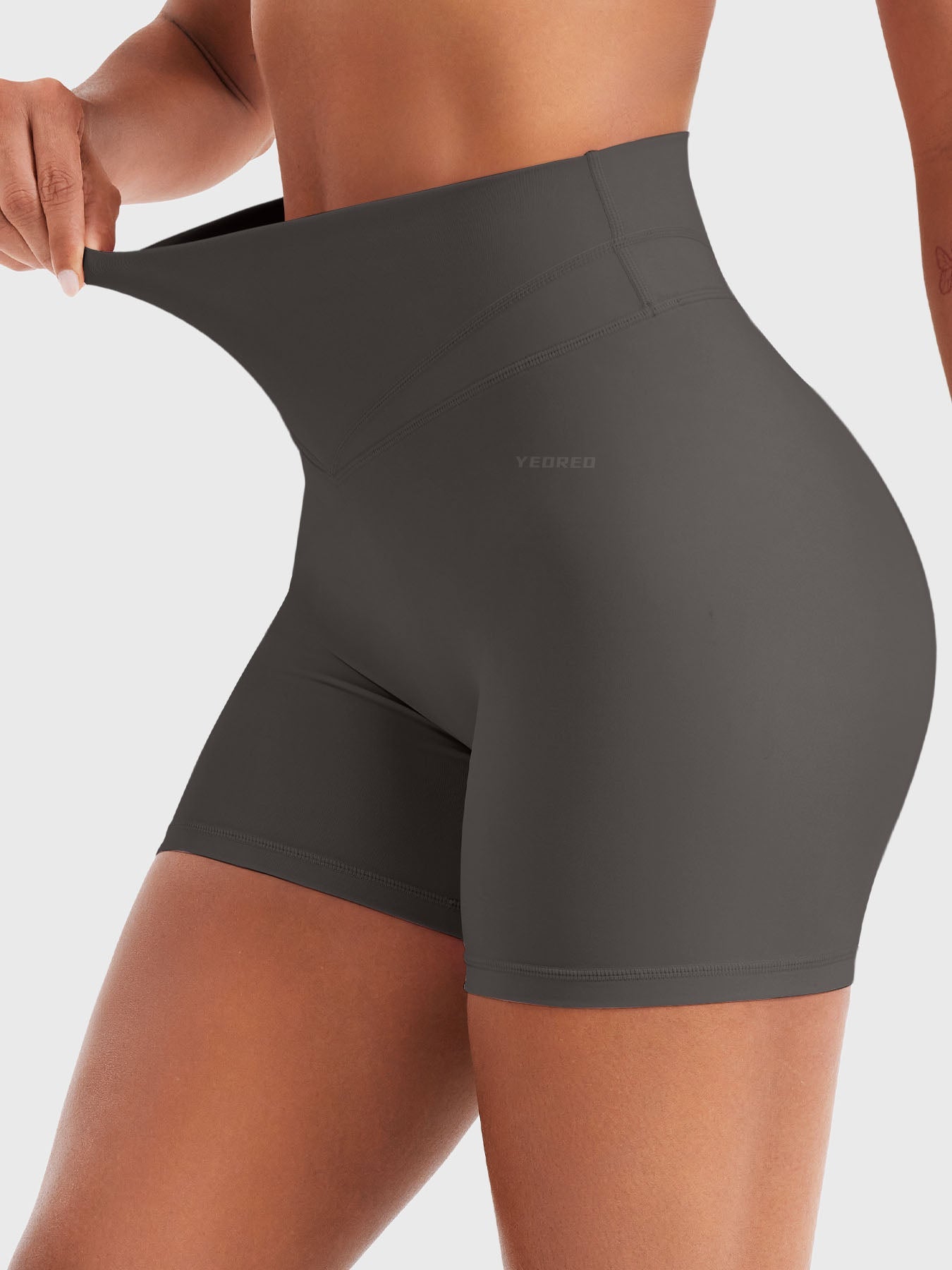 Yeoreo Almiy Shorts