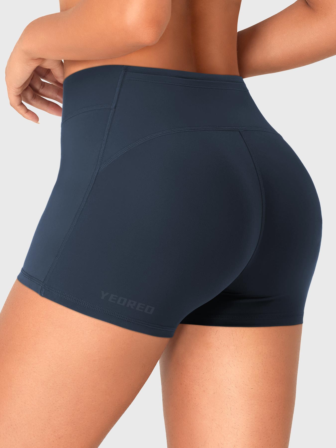 Pantalones cortos de talle bajo con bolsillo trasero con cremallera