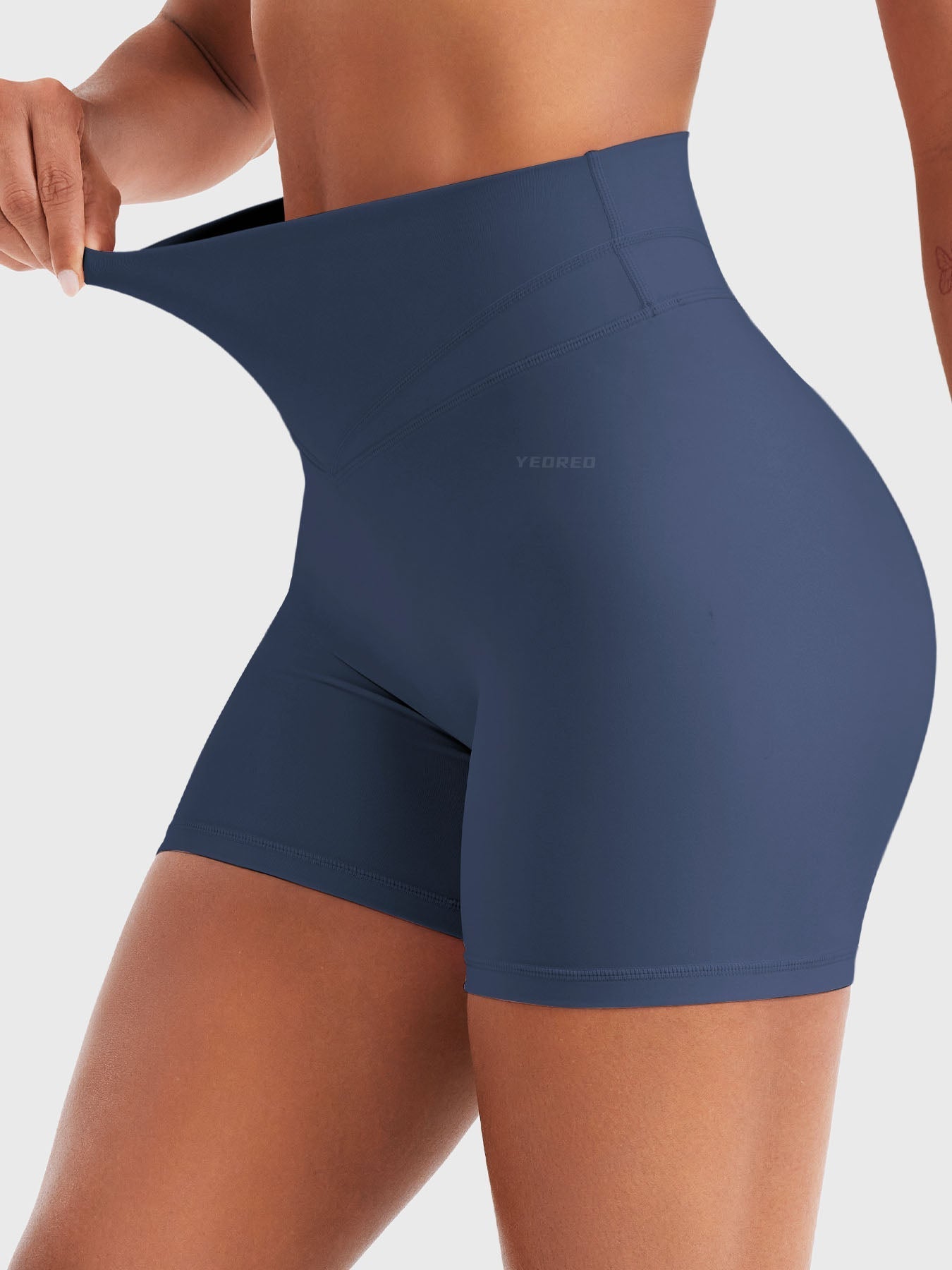Yeoreo Almiy Shorts