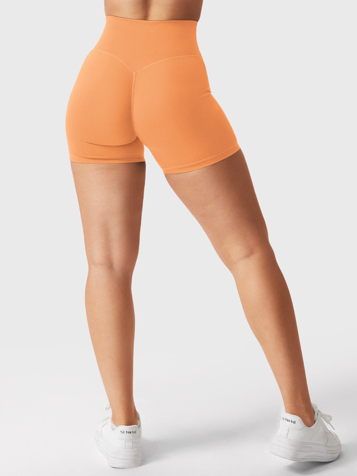 Yeoreo Craze 4.5" Scrunch Shorts