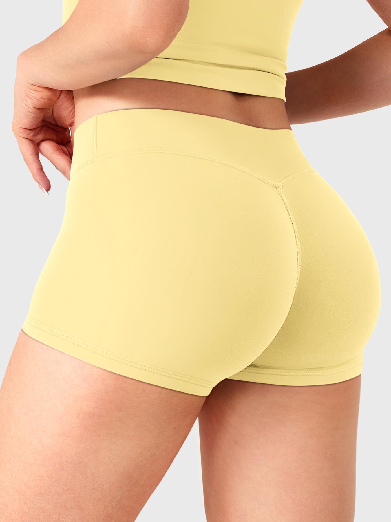 Pantalones cortos de 2,5" con cintura baja