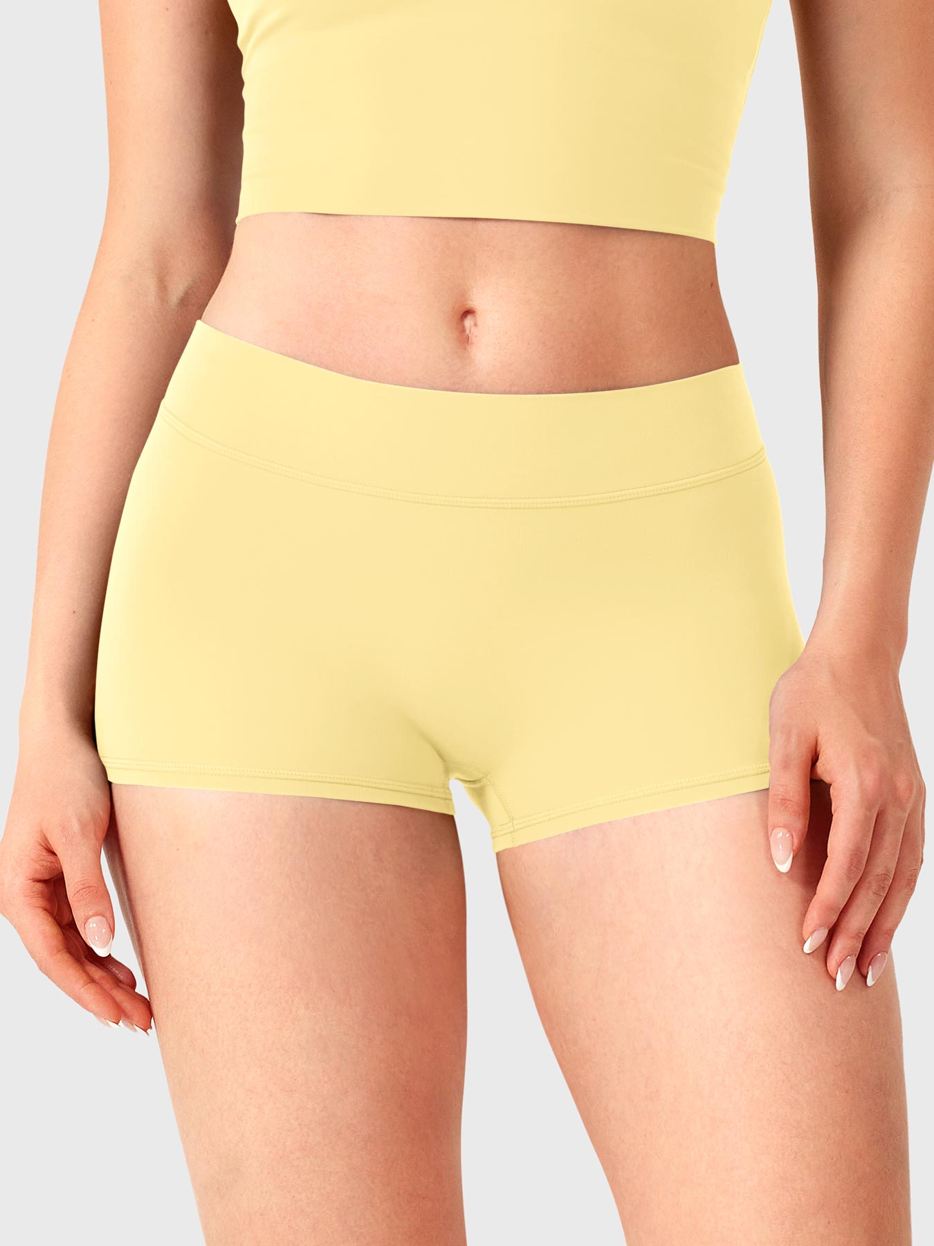 Pantalones cortos de 2,5" con cintura baja
