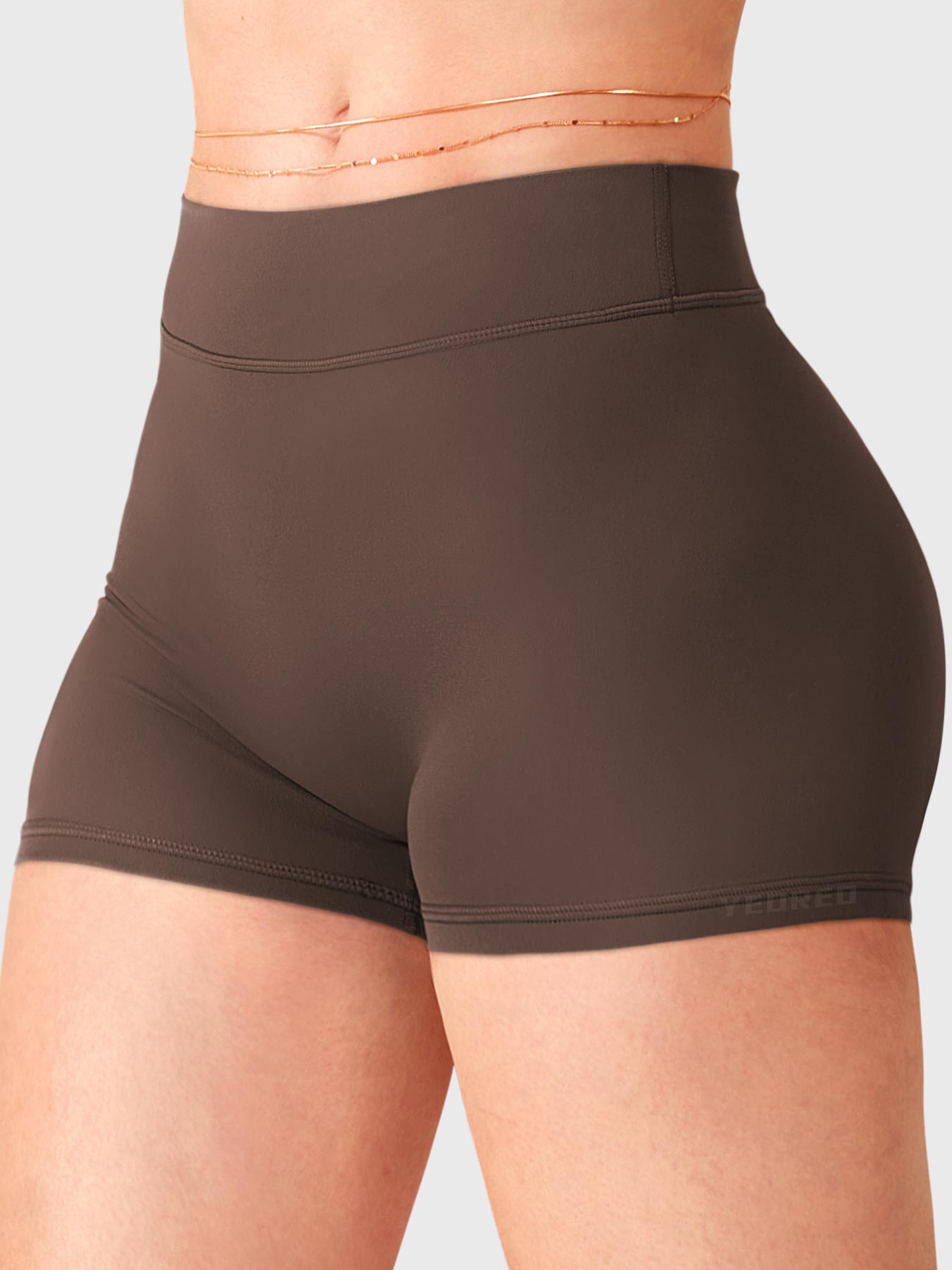 Pantalones cortos de 2,5" con cintura baja