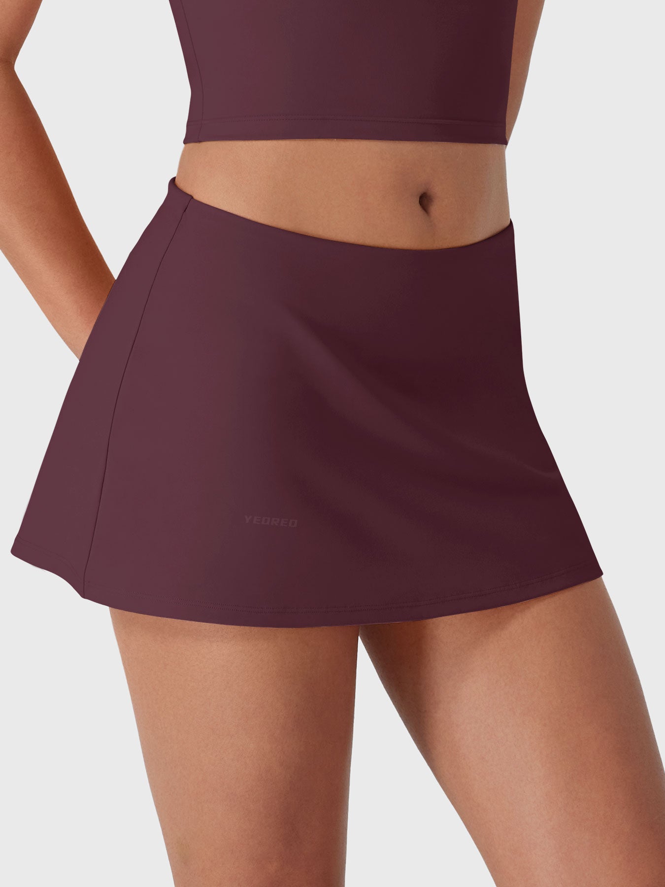 Mini-falda-pantalón de talle bajo con bolsillo