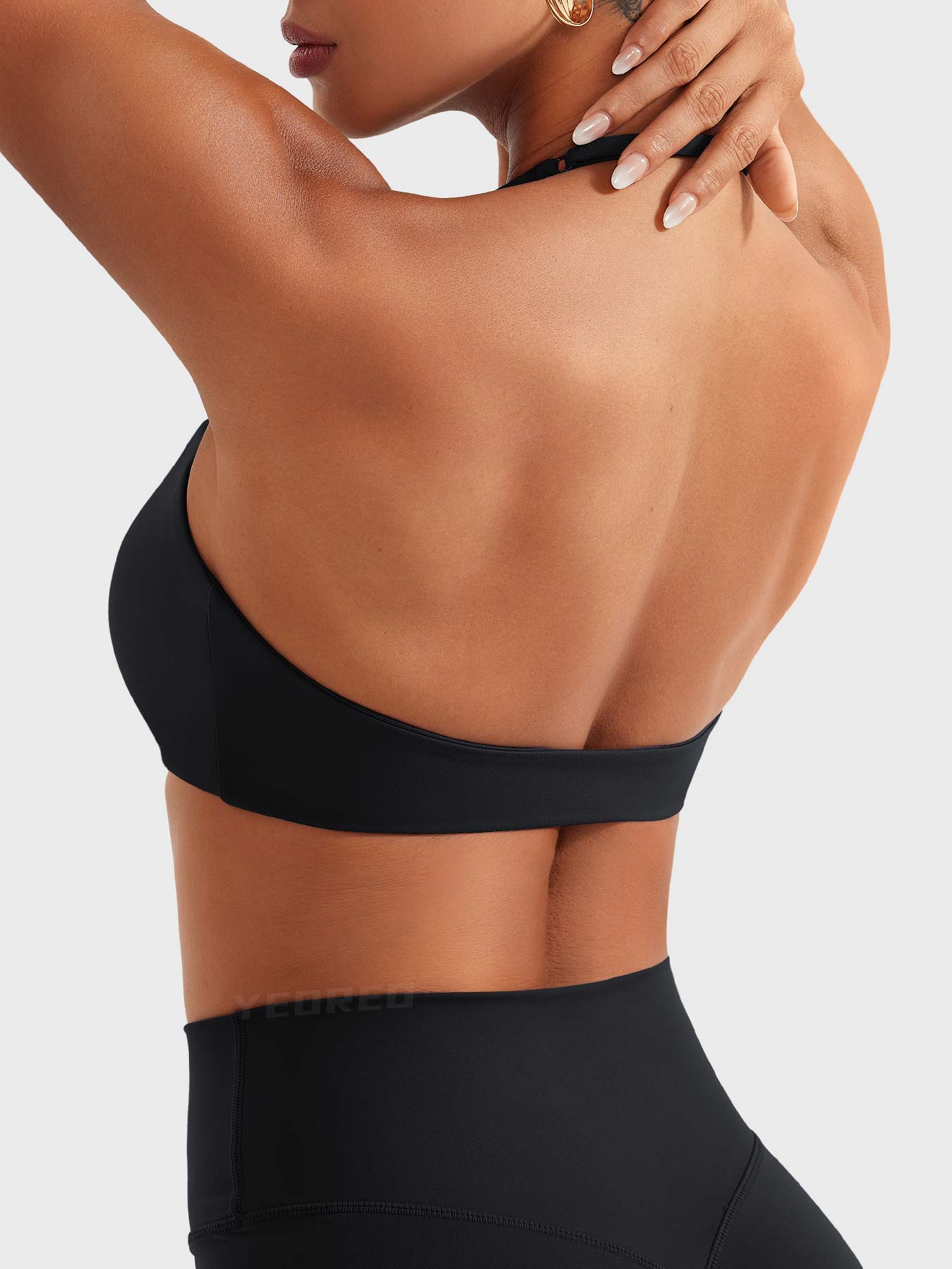 Yeoreo Amiey Halter Sport Bh