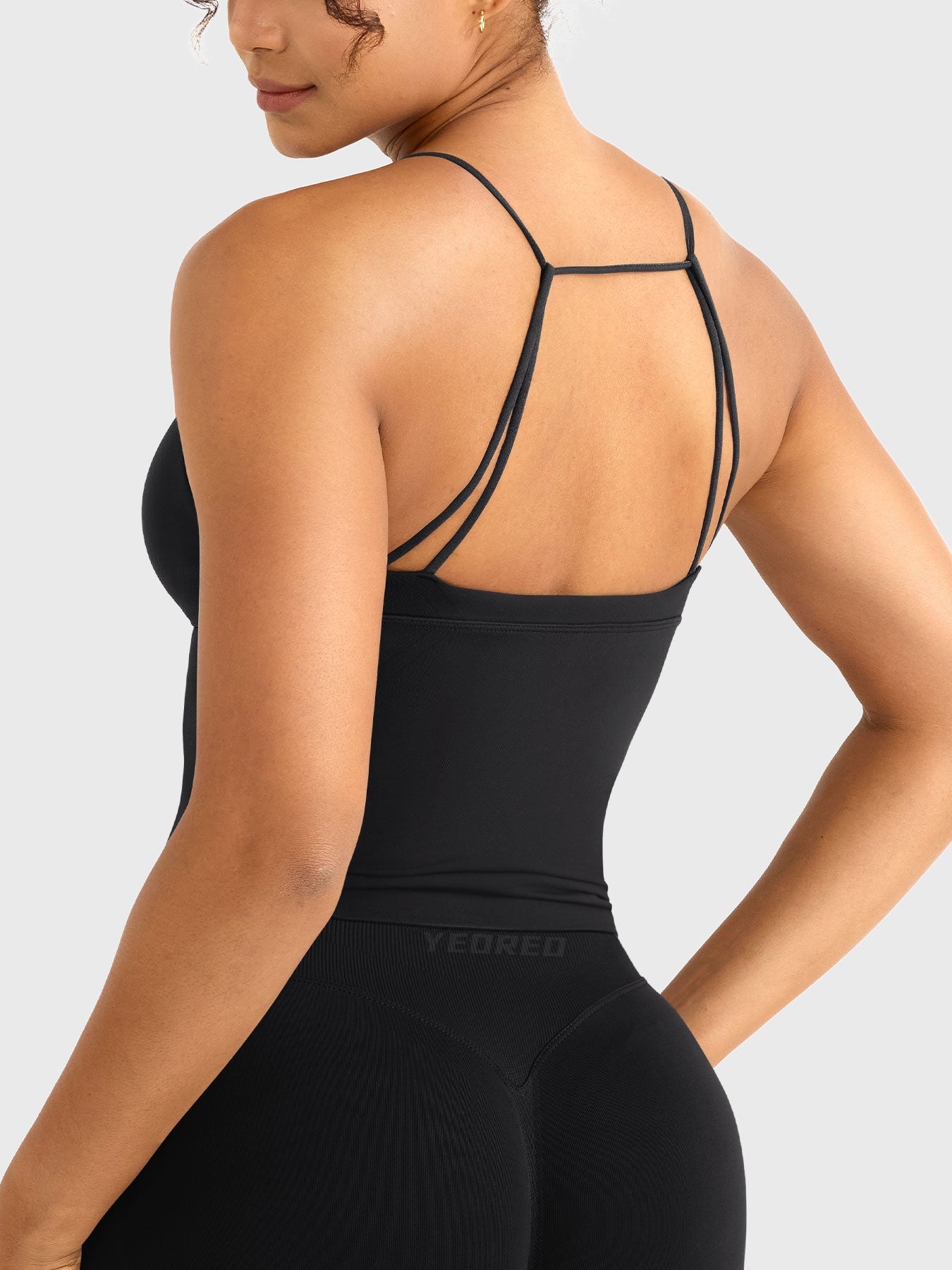 Camiseta sin mangas de corte largo con espalda descubierta