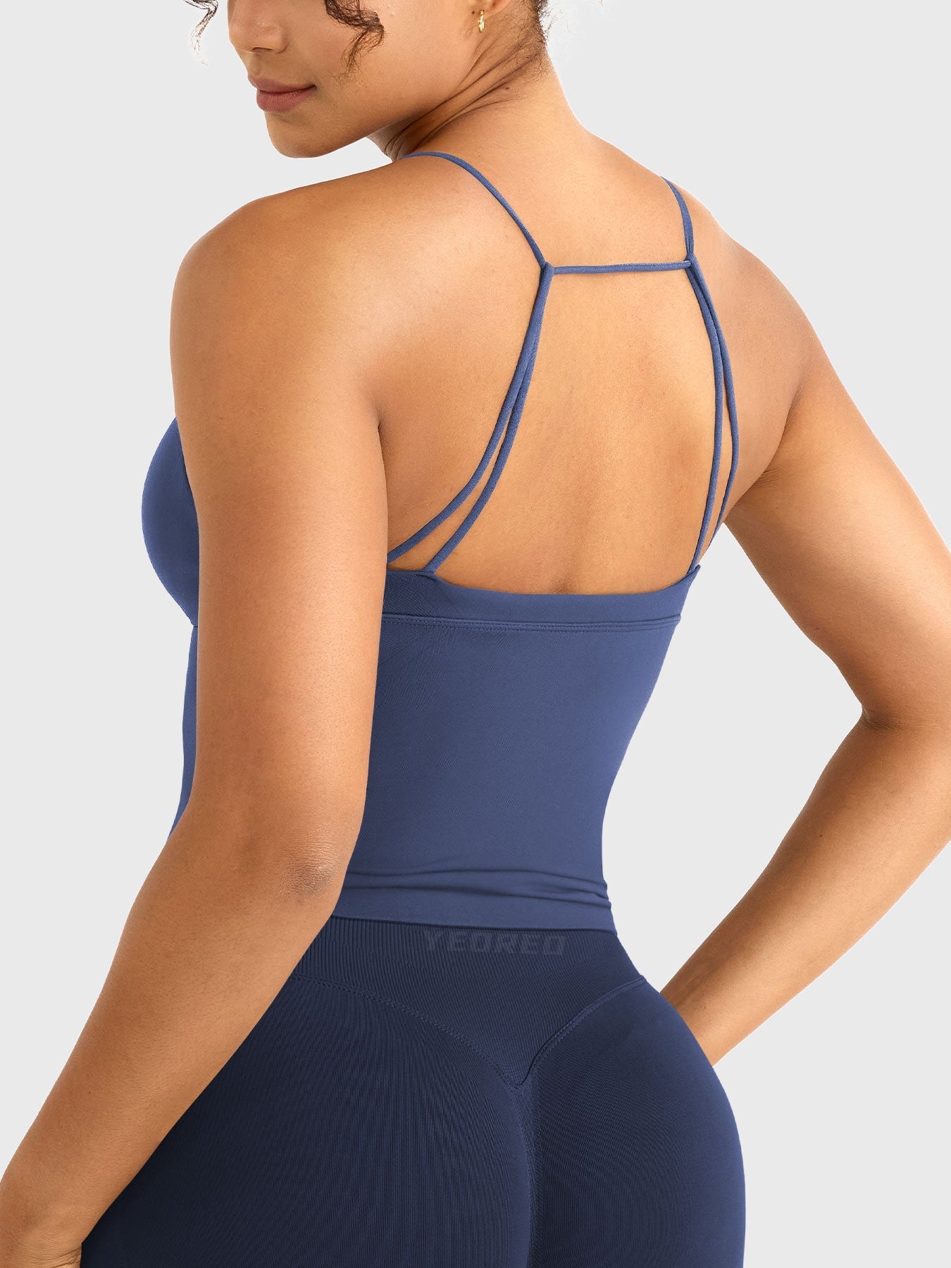 Camiseta sin mangas de corte largo con espalda descubierta