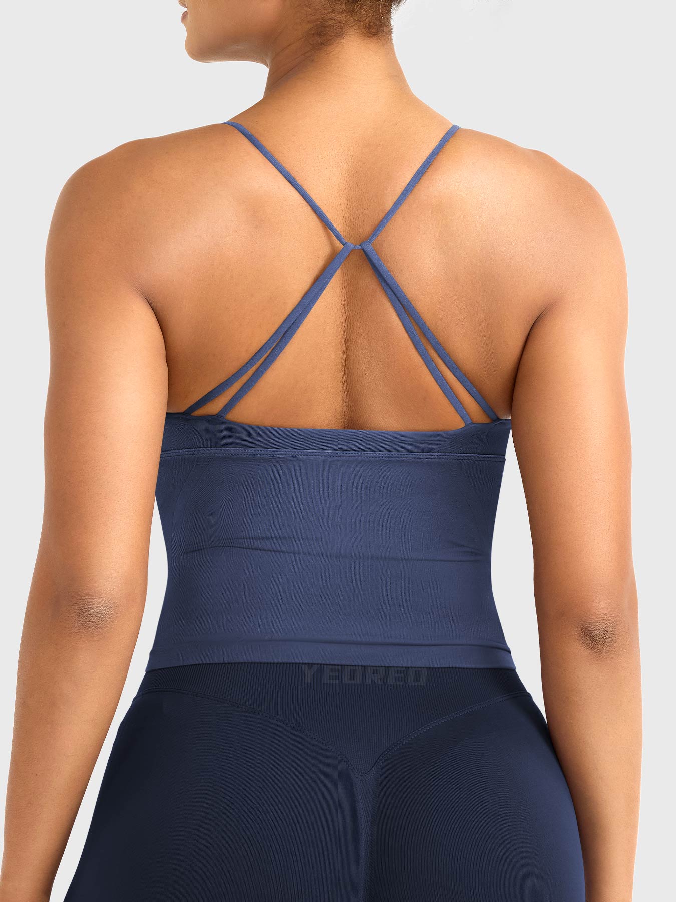 Camiseta sin mangas de corte largo con espalda descubierta
