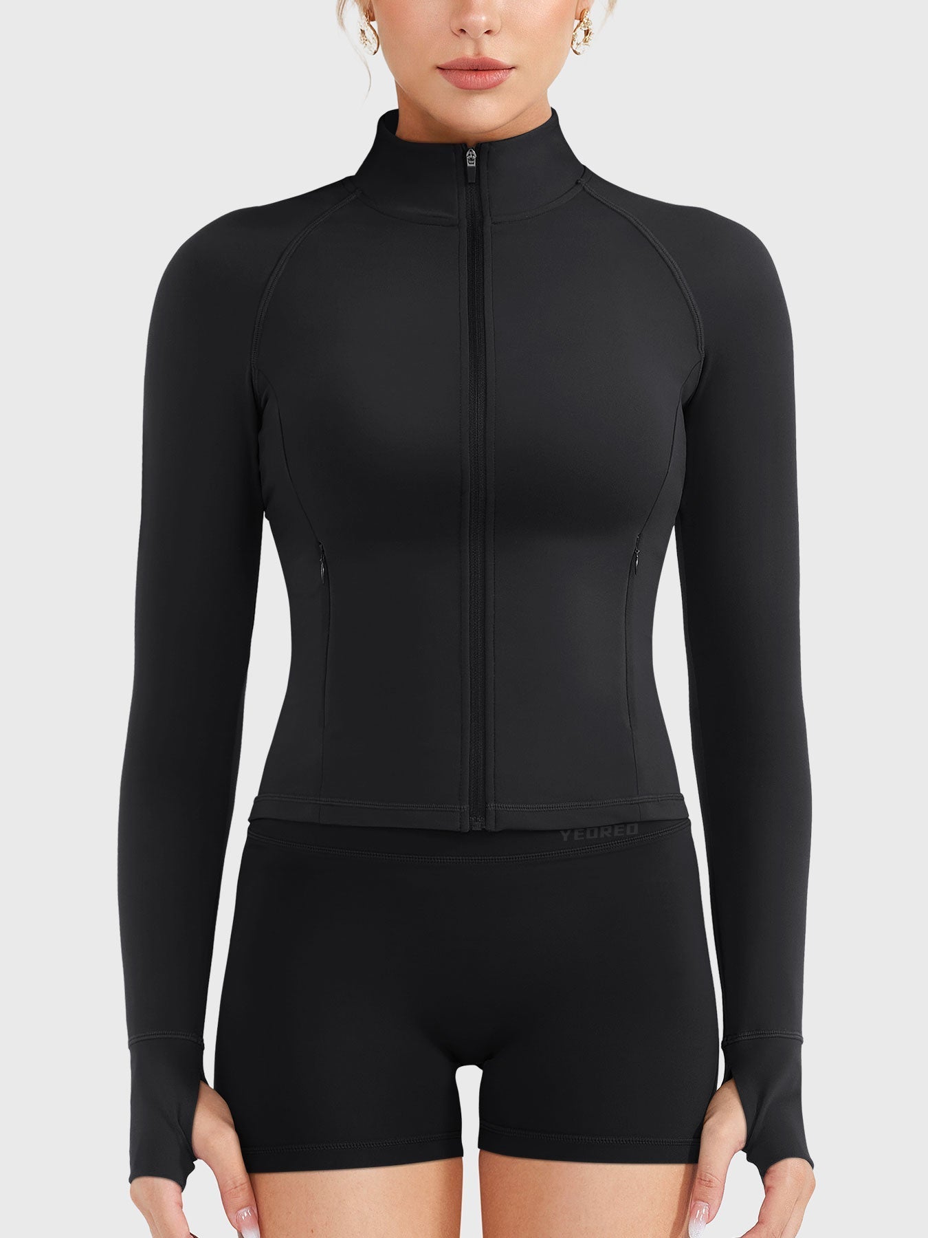 Chaqueta con cremallera