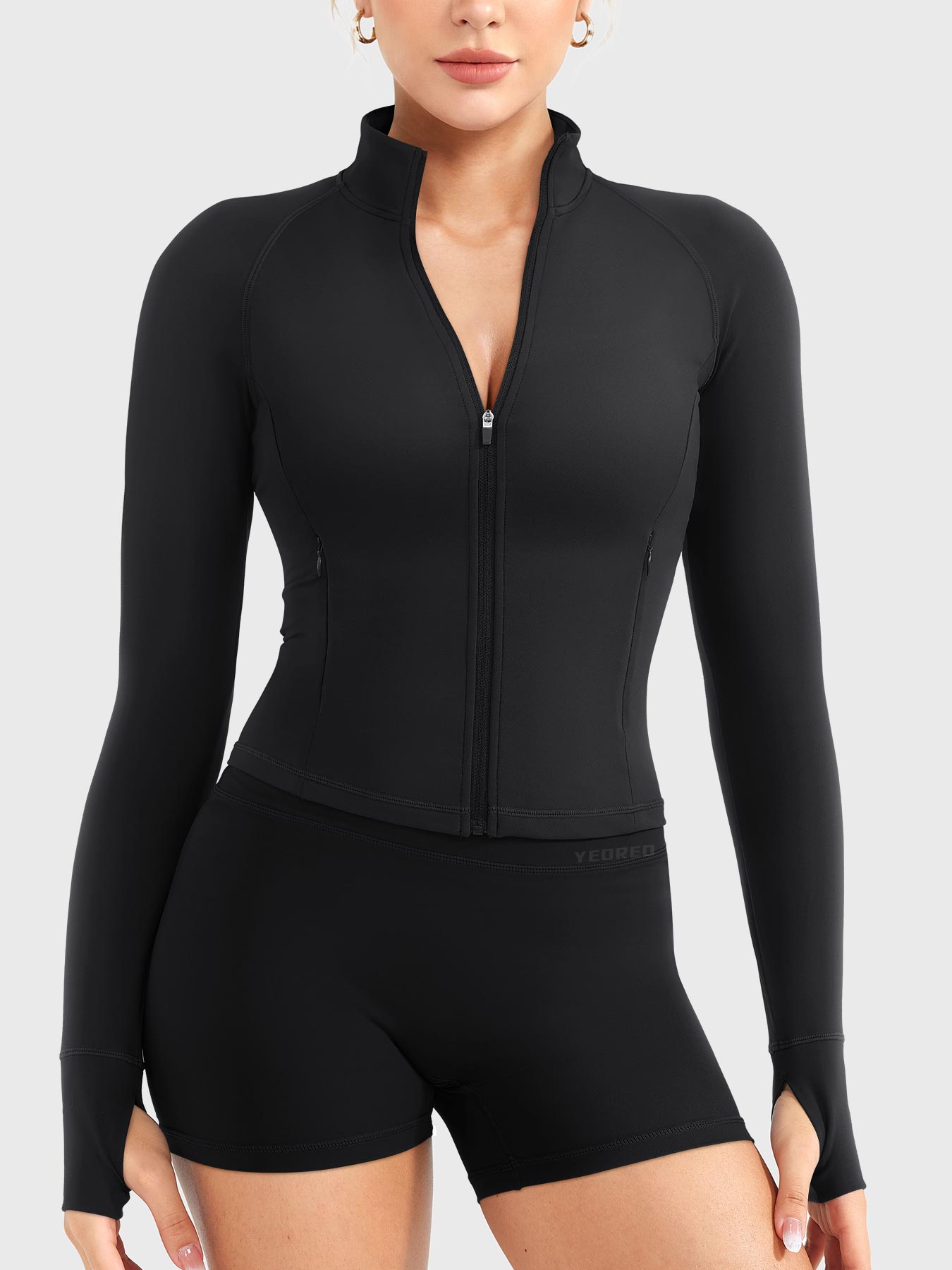 Chaqueta con cremallera