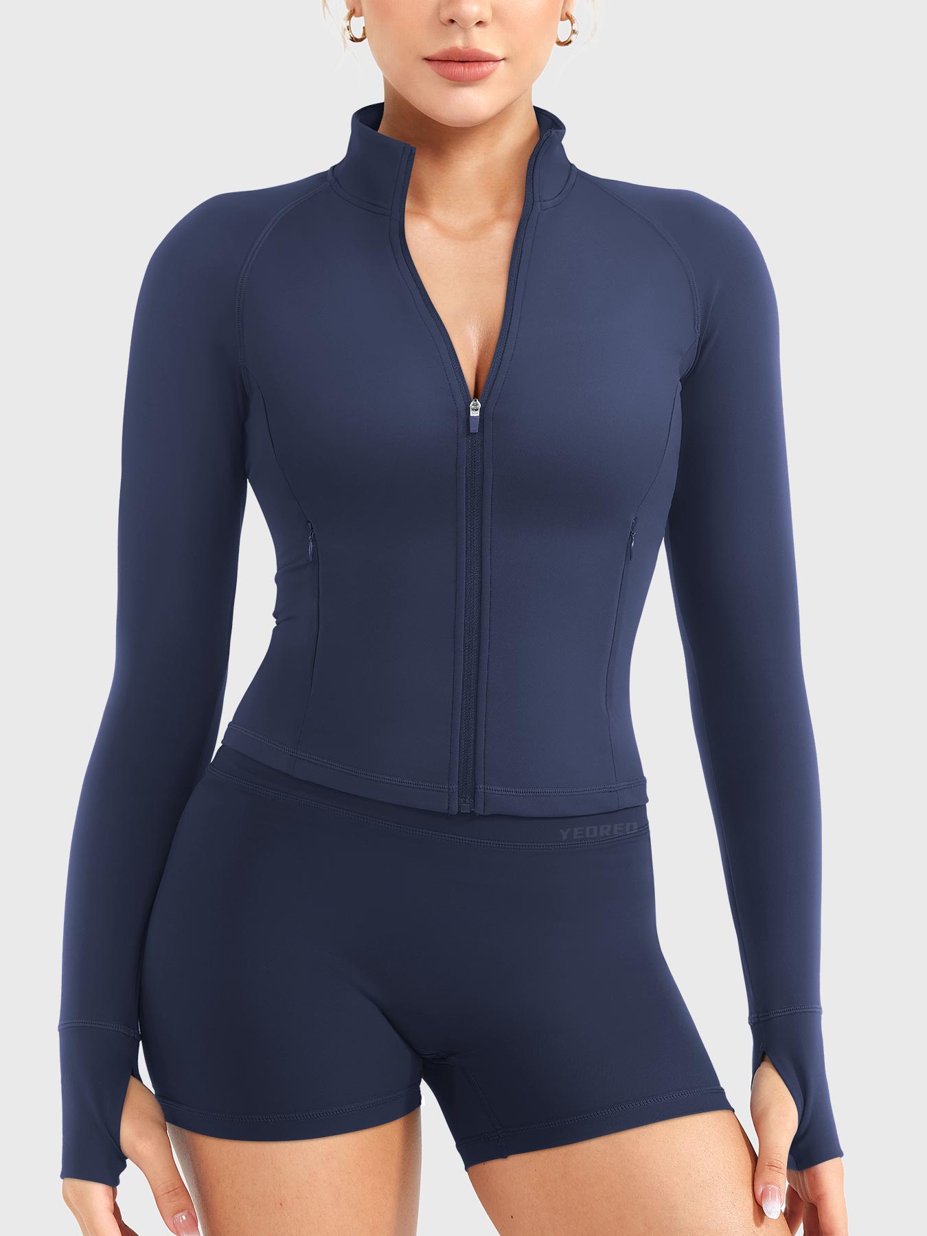 Chaqueta con cremallera