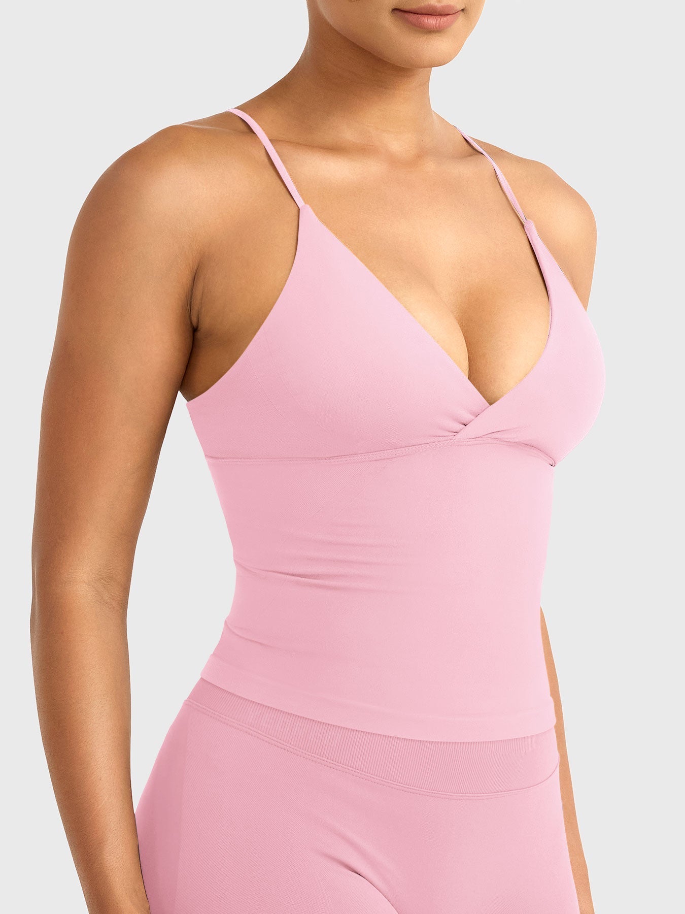 Camiseta sin mangas de corte largo con espalda descubierta