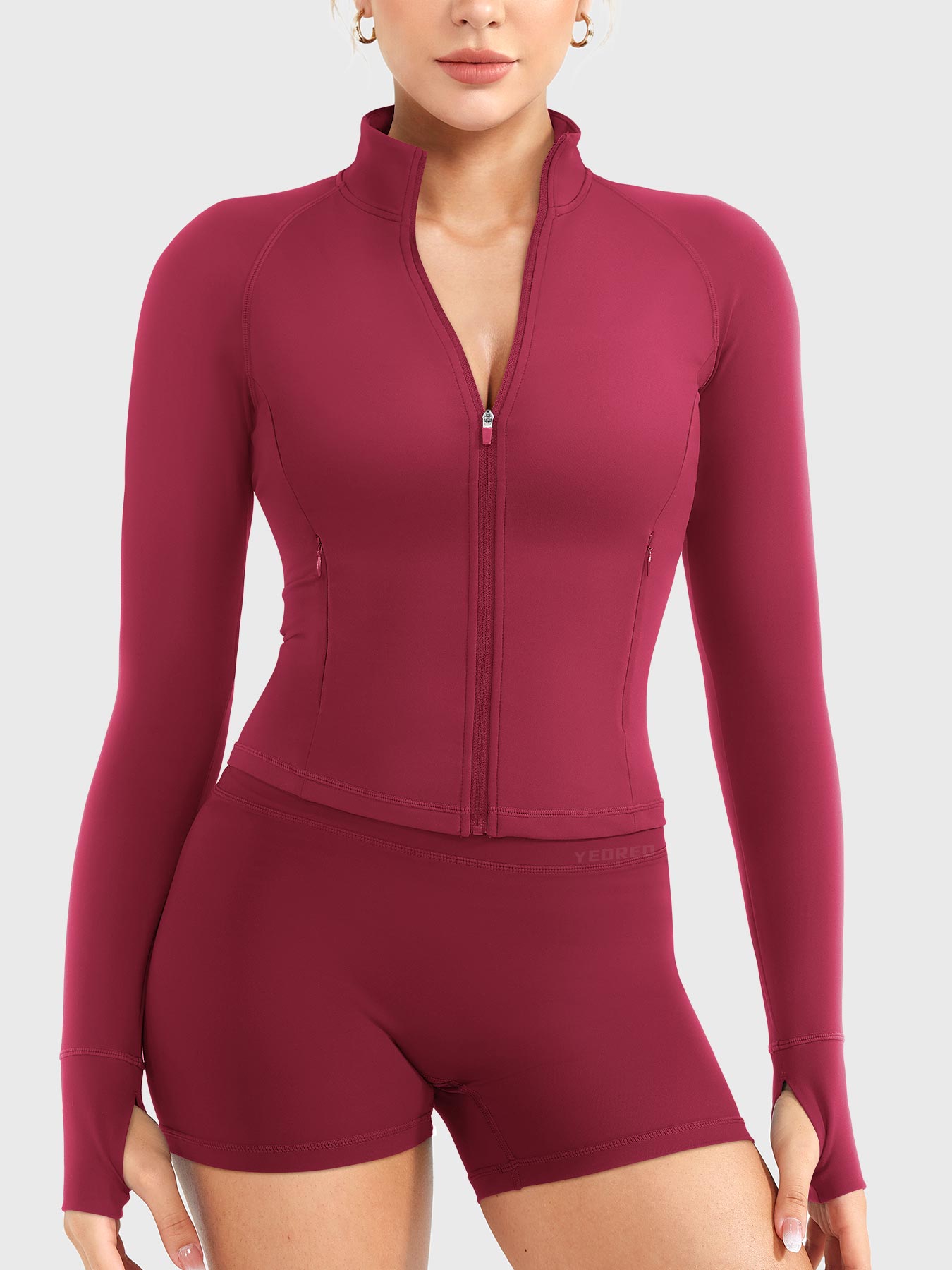 Chaqueta con cremallera