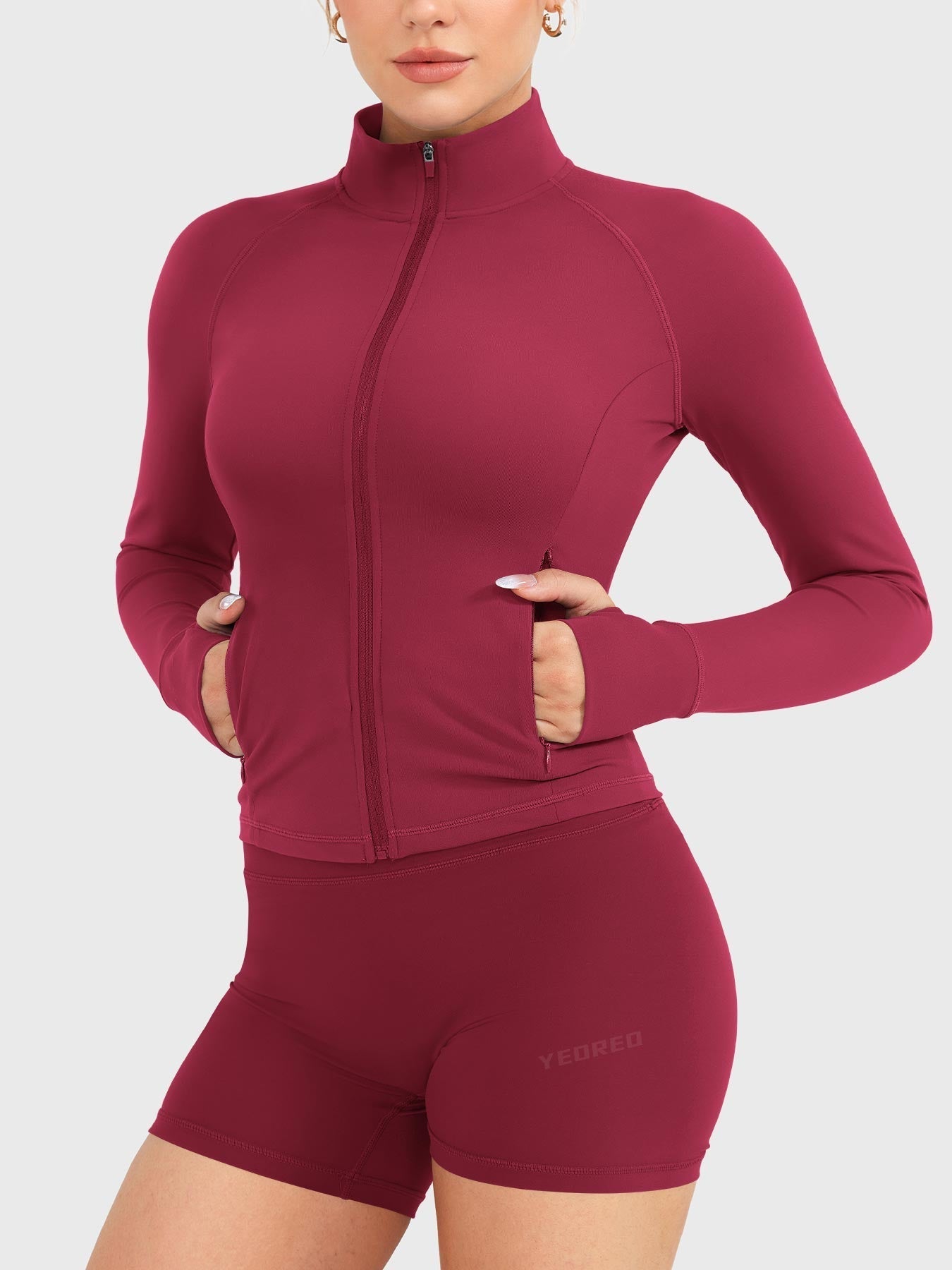 Chaqueta con cremallera