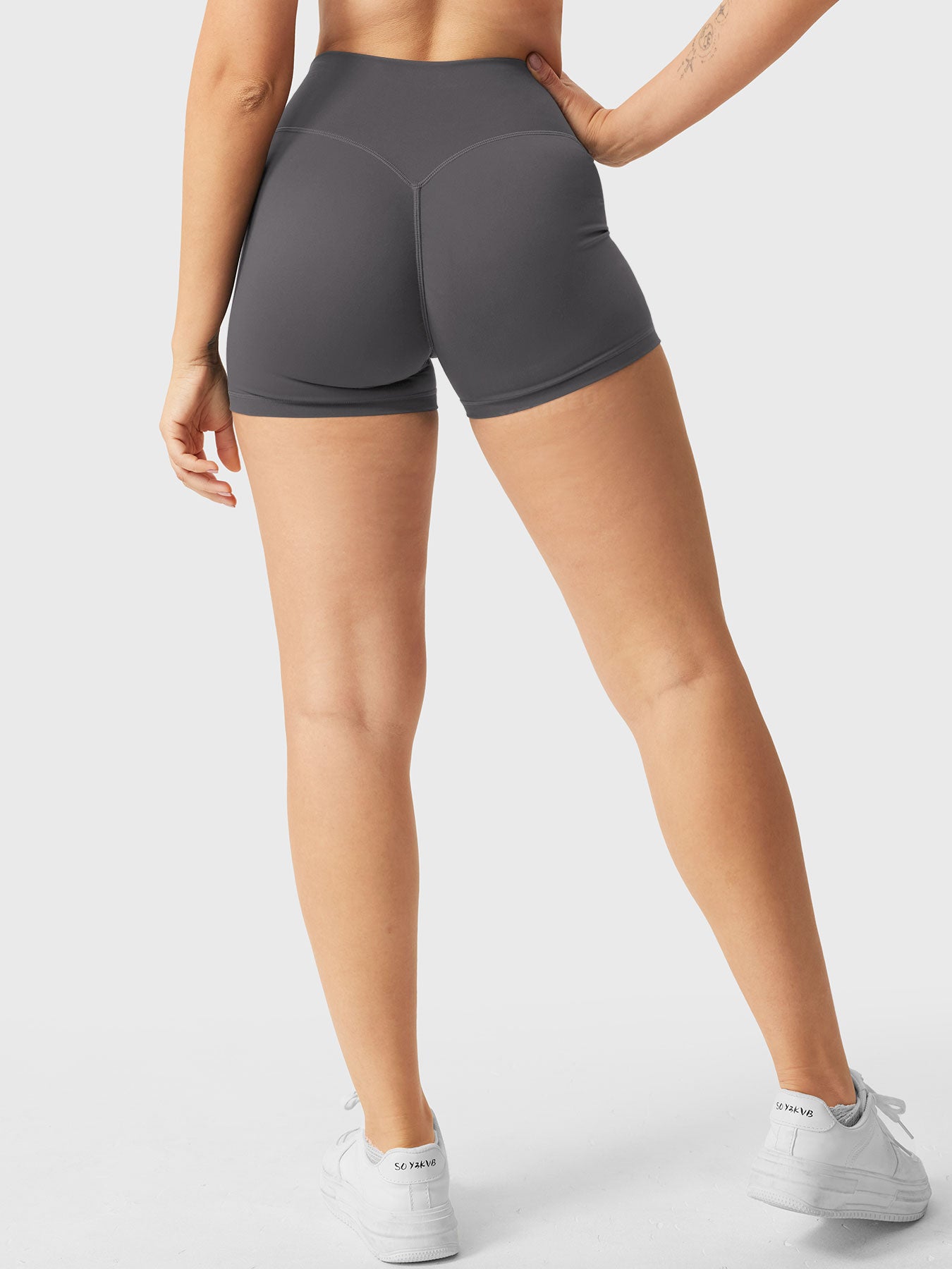 Yeoreo Elysina 2.5“ Laufshorts